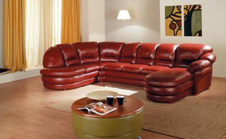 красный угловой диван из кожи